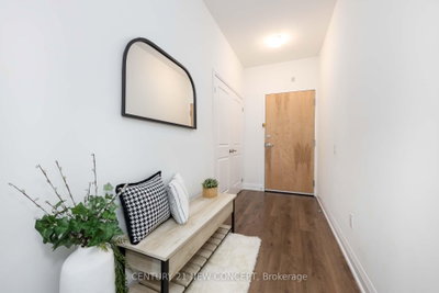 Condo sold at 309-64 Queen Street, New Tecumseth, Ontario, L0G 1W0 - Tottenham - MLS: N12119870