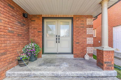 39 Prince Dr, Bradford West Gwillimbury - Bradford image-0-2