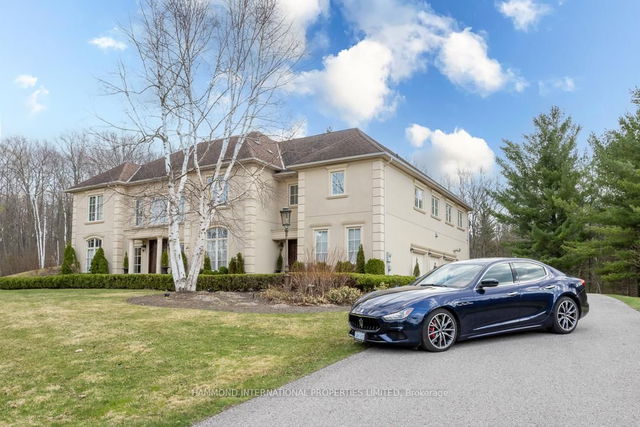 65 Kingswood Drive