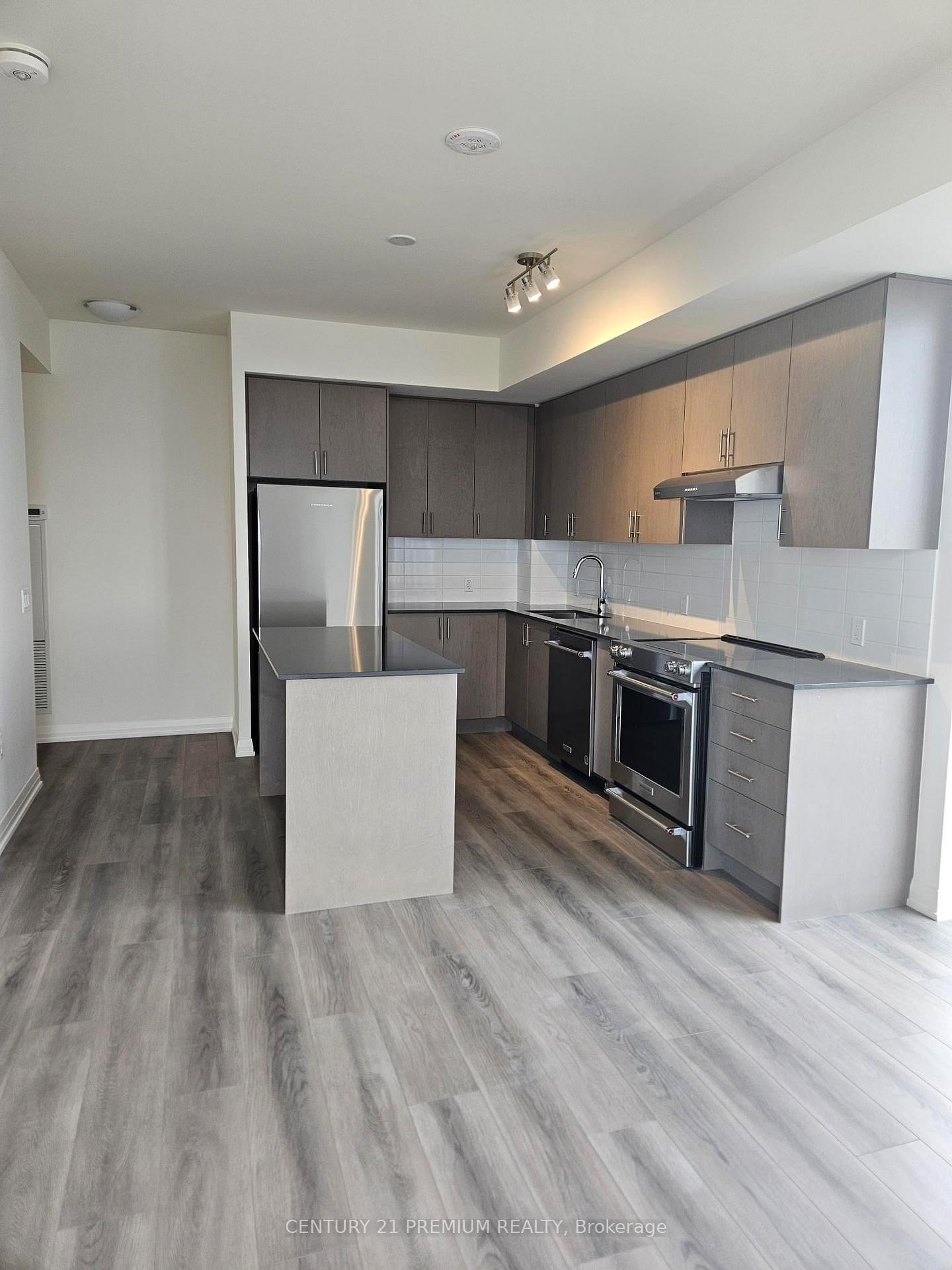 Condo for lease at 1921-8960 Jane Street, Vaughan, Vellore Village, L4K 2M9 - MLS: N12120262