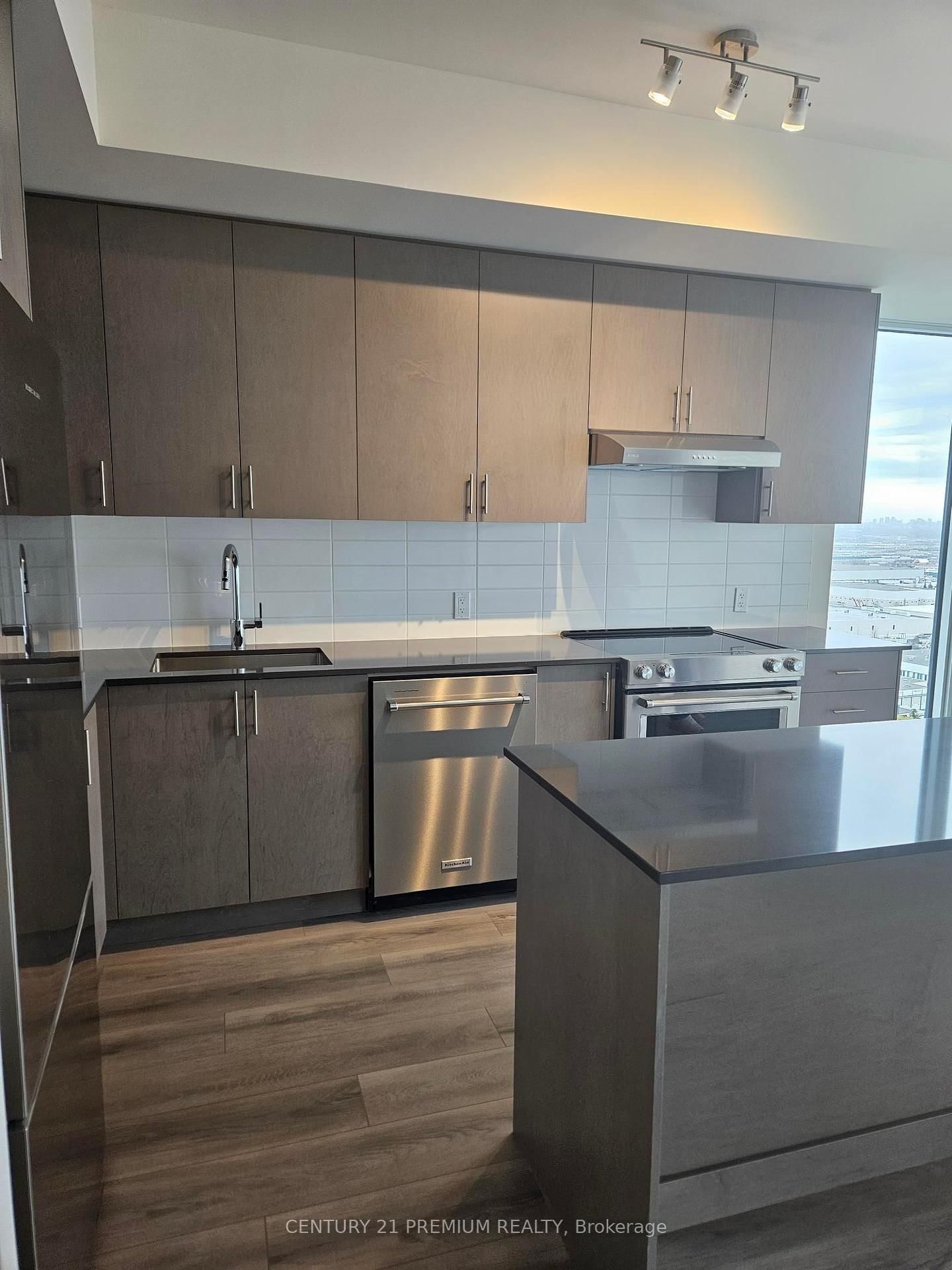 Condo for lease at 1921-8960 Jane Street, Vaughan, Vellore Village, L4K 2M9 - MLS: N12120262