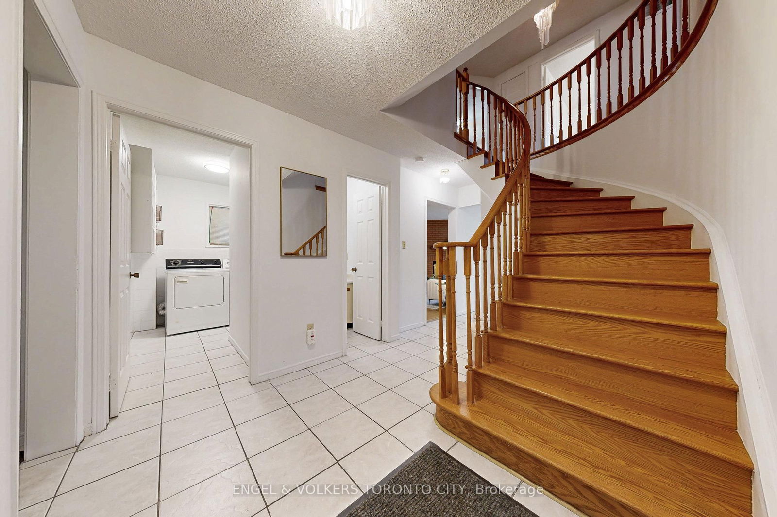 Detached House for sale at 31 Woodriver Street, Richmond Hill, Devonsleigh, L4S 1B7 - MLS: N12120265