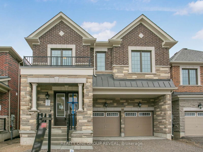 home for sale on 4 Spring Oak Crescent
