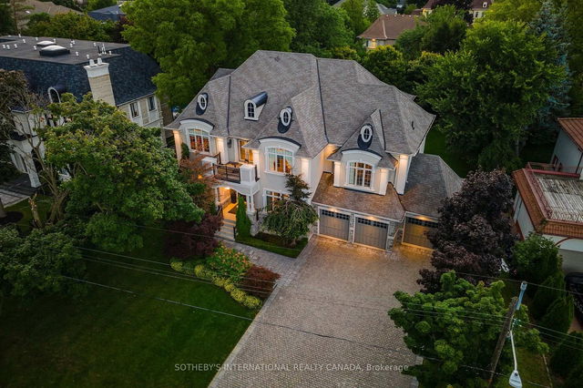 8 Thornhill Avenue