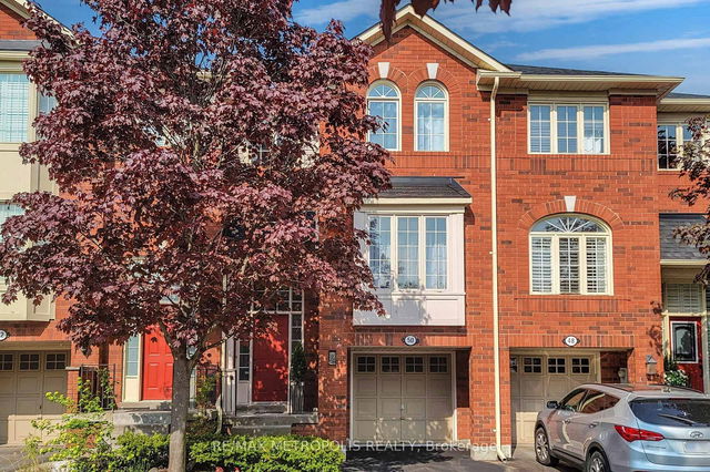 50 MOSAICS Avenue