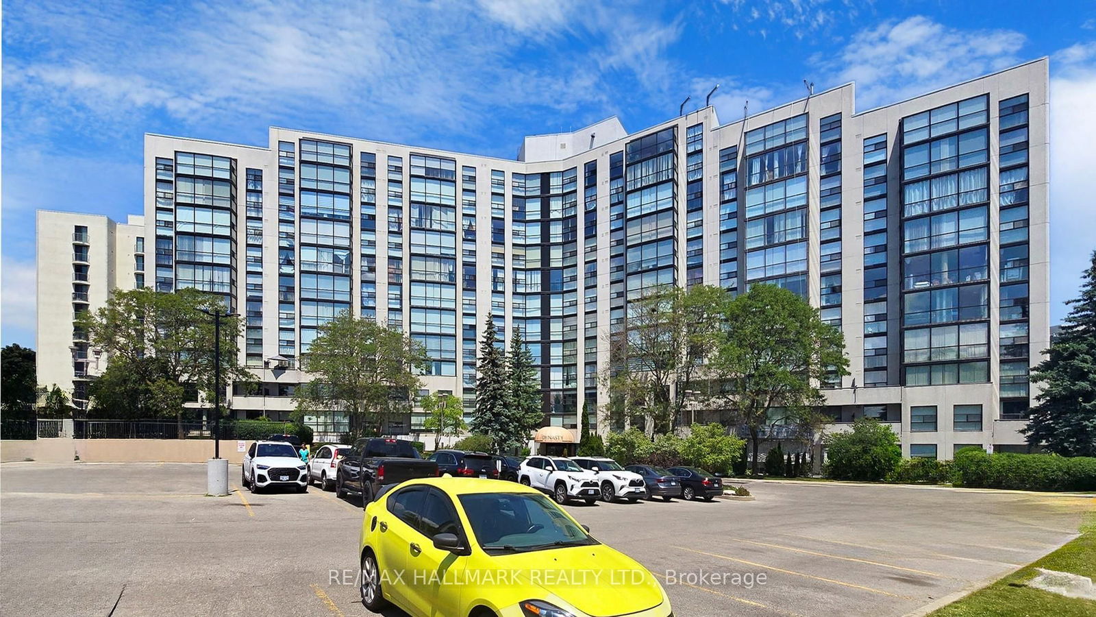 Condo for sale at 403-30 Harding Boulevard, Richmond Hill, Harding, L4C 1S8 - MLS: N12121442