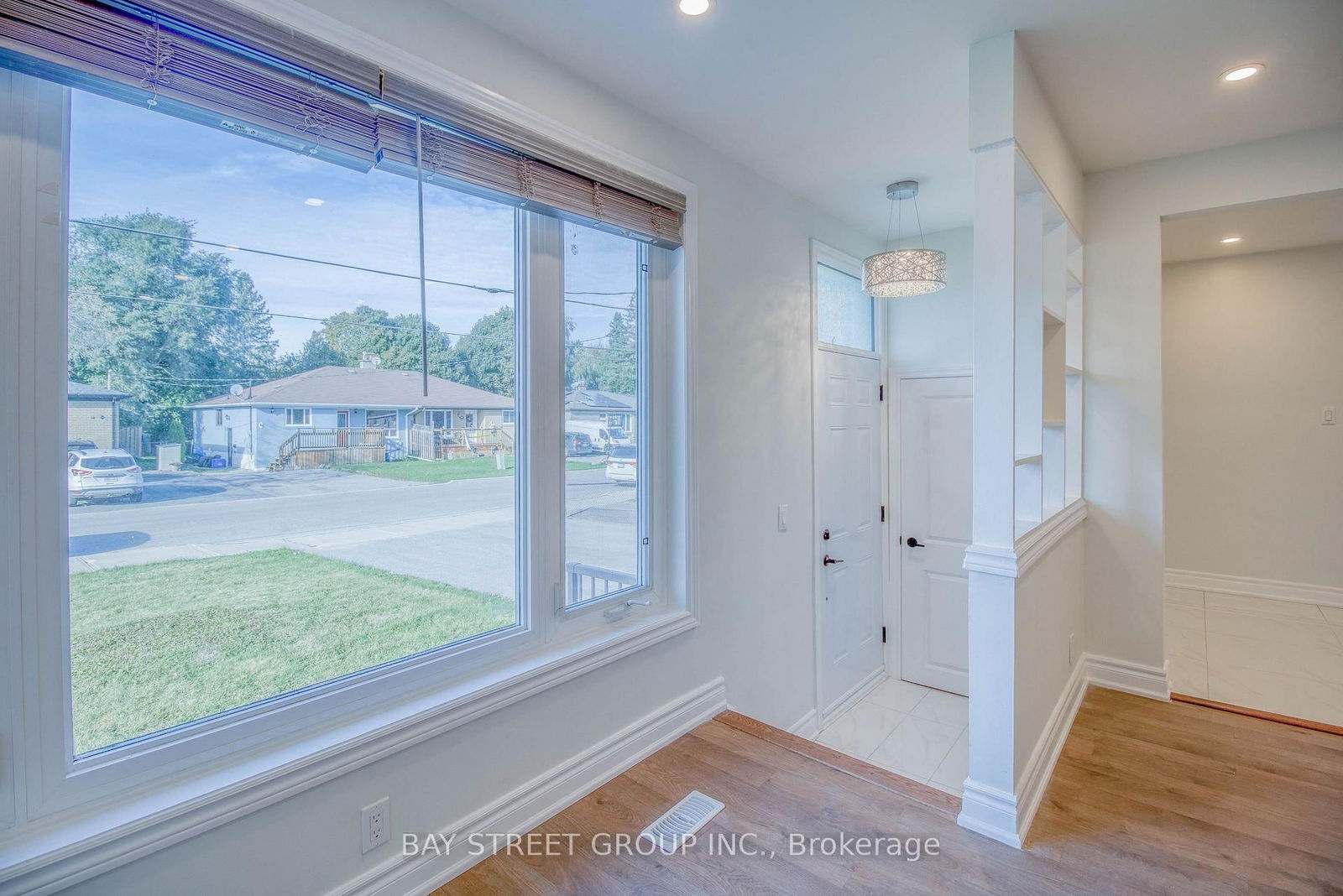 Semi-Detached House for sale at 65 Davis Road, Aurora, Aurora Highlands, L4G 2B4 - MLS: N12121816