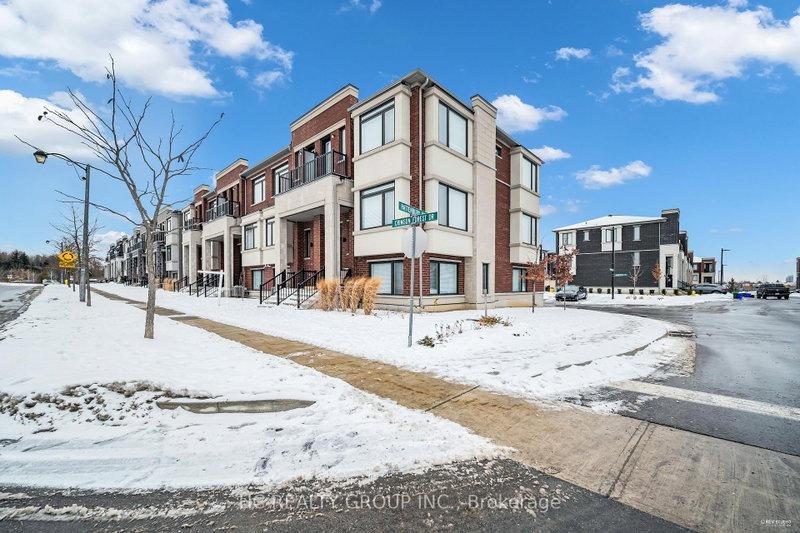 95 Crimson Forest Drive, Vaughan