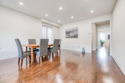 45 Foshan Ave, Markham - Berczy image-0-3