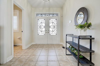 183 Hunting Ridges Dr, Richmond Hill - Jefferson image-0-2