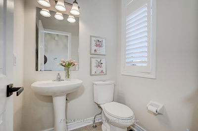 183 Hunting Ridges Dr, Richmond Hill - Jefferson image-0-3