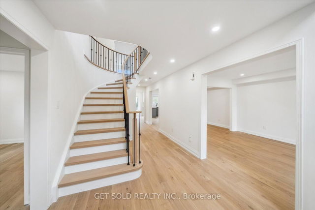 27 Edenbridge Drive