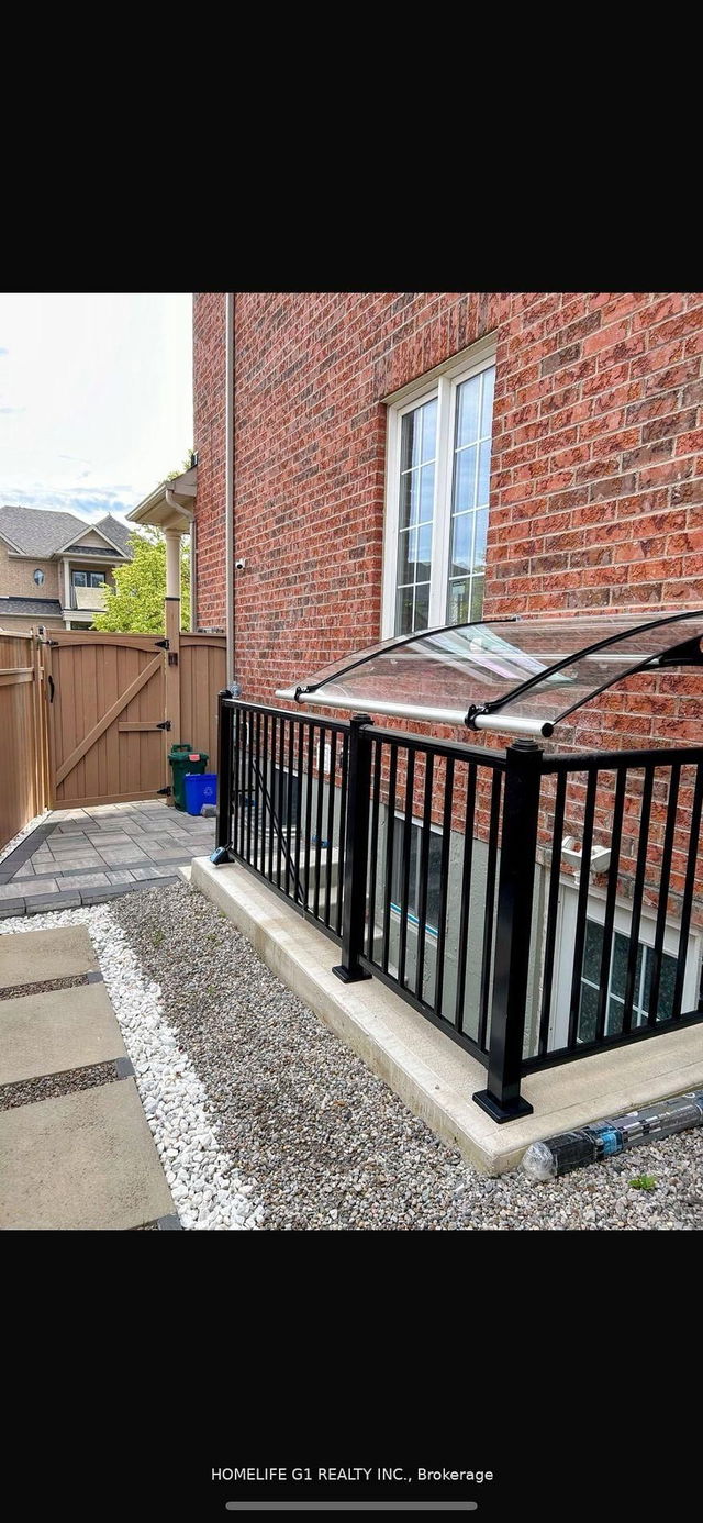 45 DAME GRUEV Drive