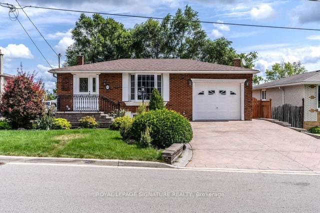 155 Collings Avenue