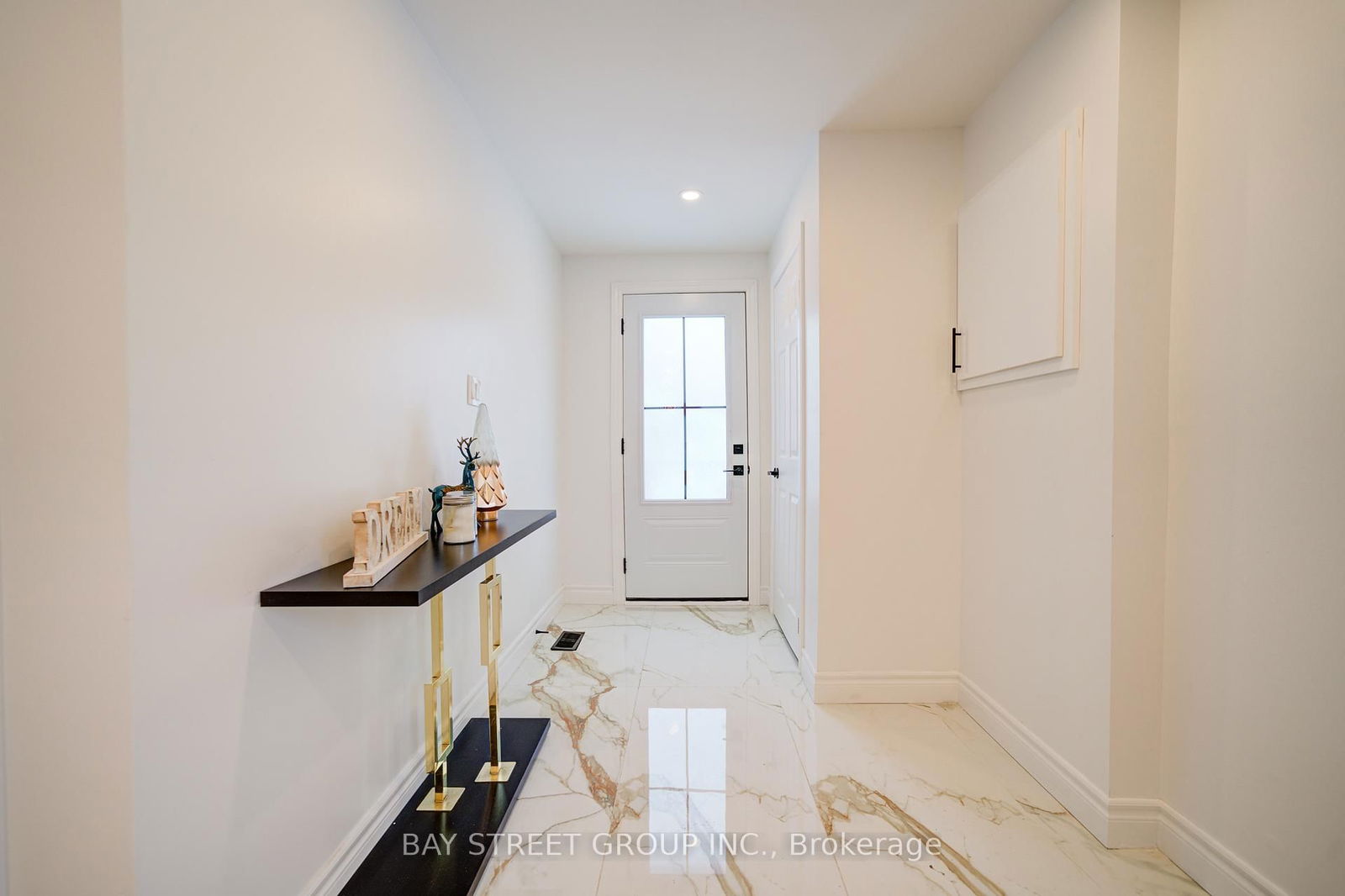 Detached House for lease at 391 Lake Drive, Georgina, Keswick South, L4P 1P2 - MLS: N12122739