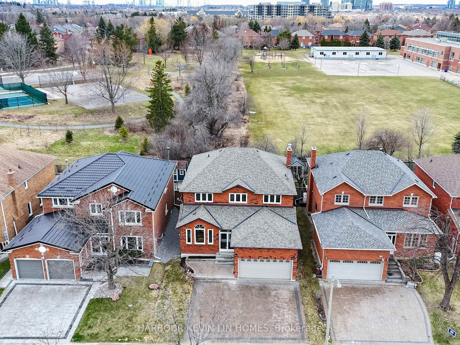 Detached House for sale at 146 Valleymede Drive, Richmond Hill, Doncrest, L4B 1T2 - MLS: N12123098