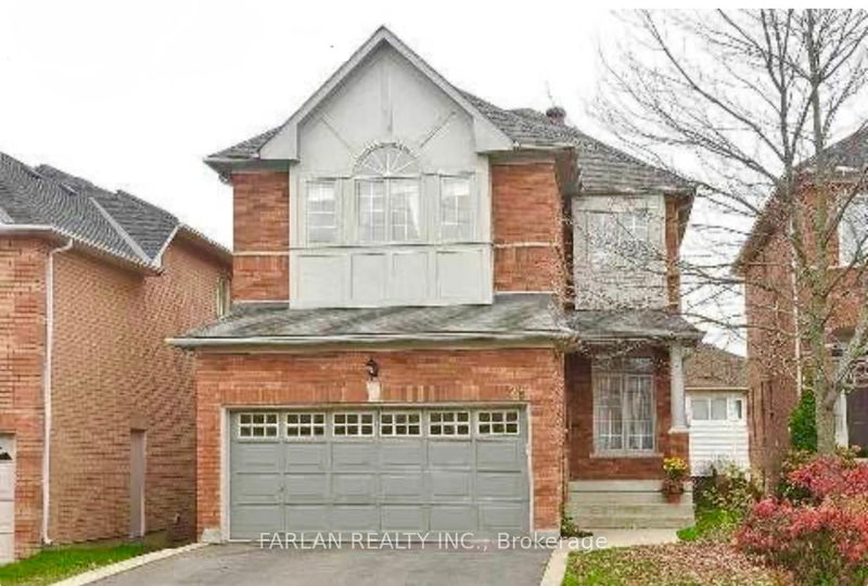 home for lease on 25 Desert View Crescent