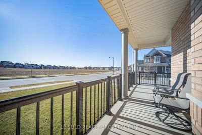 51 Spruce Ave, East Gwillimbury - Holland Landing image-0-3
