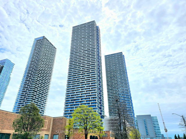 5002 - 898 Portage Parkway