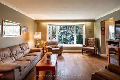 108 Cherrywood Dr, Newmarket - Bristol-London image-0-3