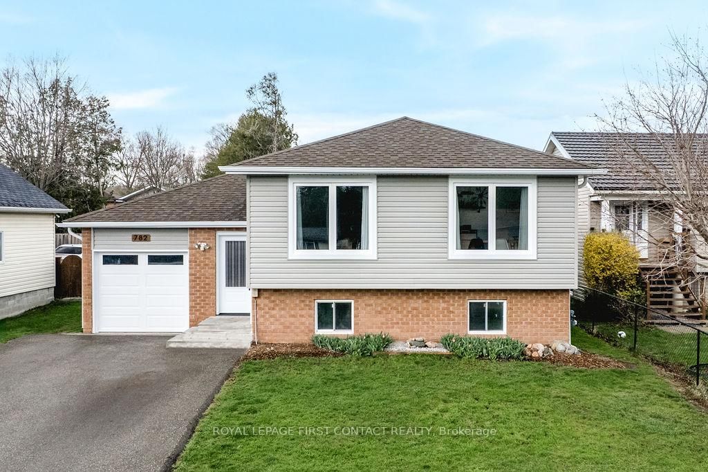 Detached House for sale at 782 Chestnut Street, Innisfil, Rural Innisfil, L9S 2H9 - MLS: N12123594