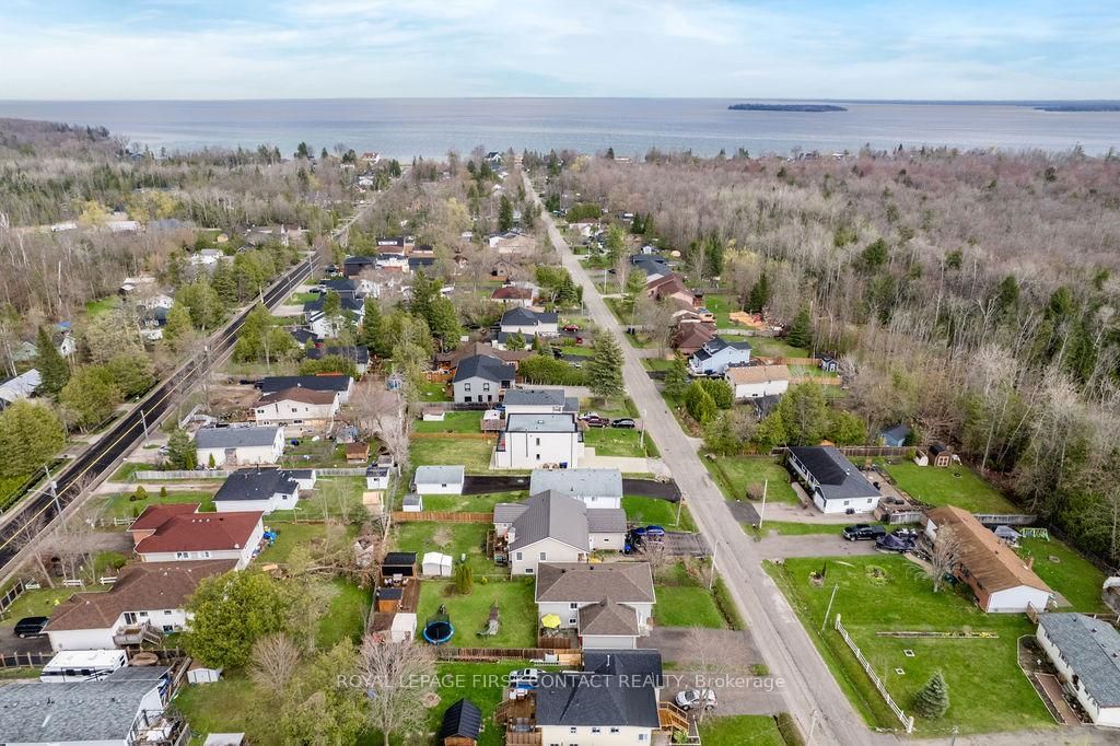 Detached House for sale at 782 Chestnut Street, Innisfil, Rural Innisfil, L9S 2H9 - MLS: N12123594