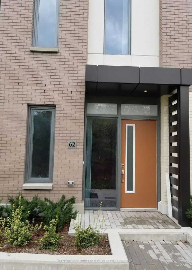 TH62 - 1060 Portage Parkway