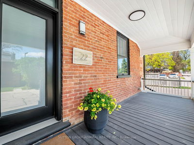 22 George St, Markham - Old Markham Village image-0-2