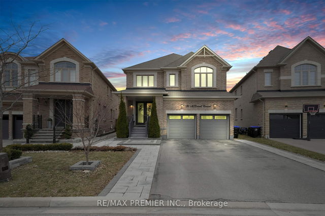 34 McDonnell Crescent
