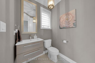 34 McDonnell Cres, Bradford West Gwillimbury - Bradford image-0-3