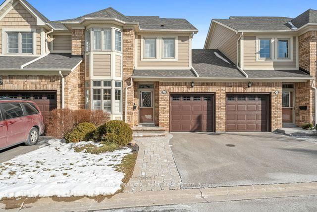 43 Louisbourg Way