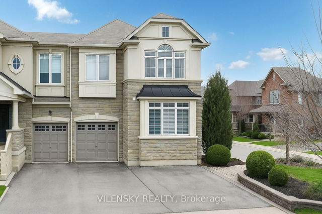 2 Stookes Crescent