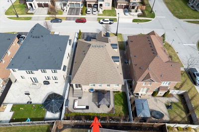 13 Fairmont Ridge Tr, King - Nobleton image-0-2