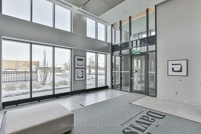 Unit 306 — 185 Deerfield Rd, Newmarket - Central Newmarket image-0-3