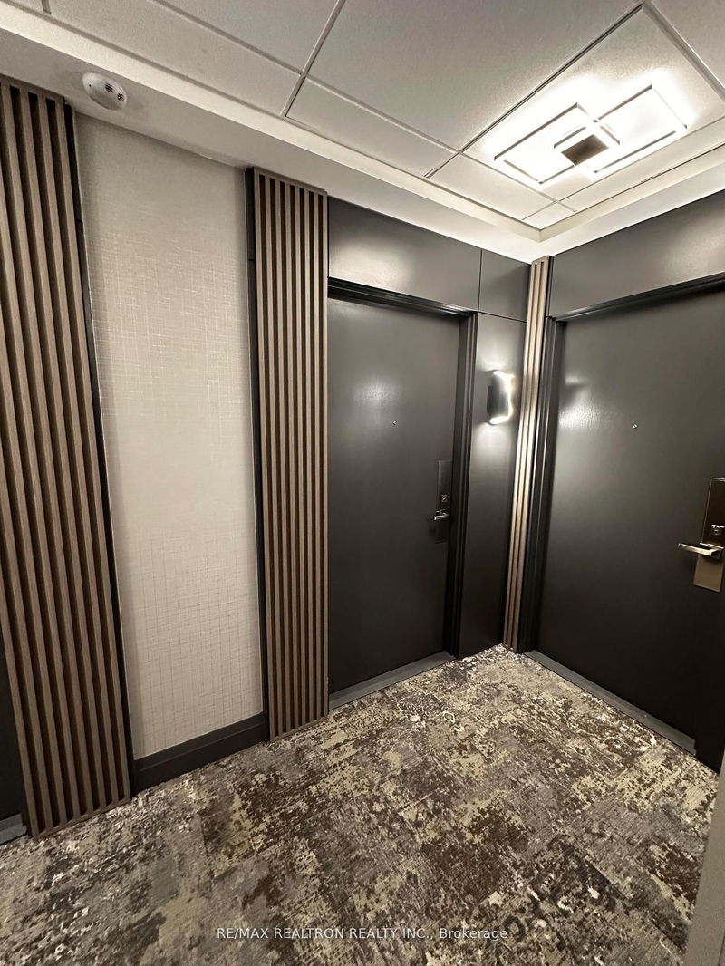 Room1