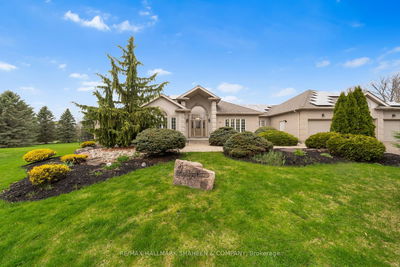 4 Maplehyrn Ave, East Gwillimbury - Sharon image-0-1