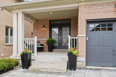 32 Maplebank Cres, Whitchurch-Stouffville - Stouffville image-0-1