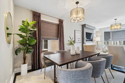 32 Maplebank Cres, Whitchurch-Stouffville - Stouffville image-0-4