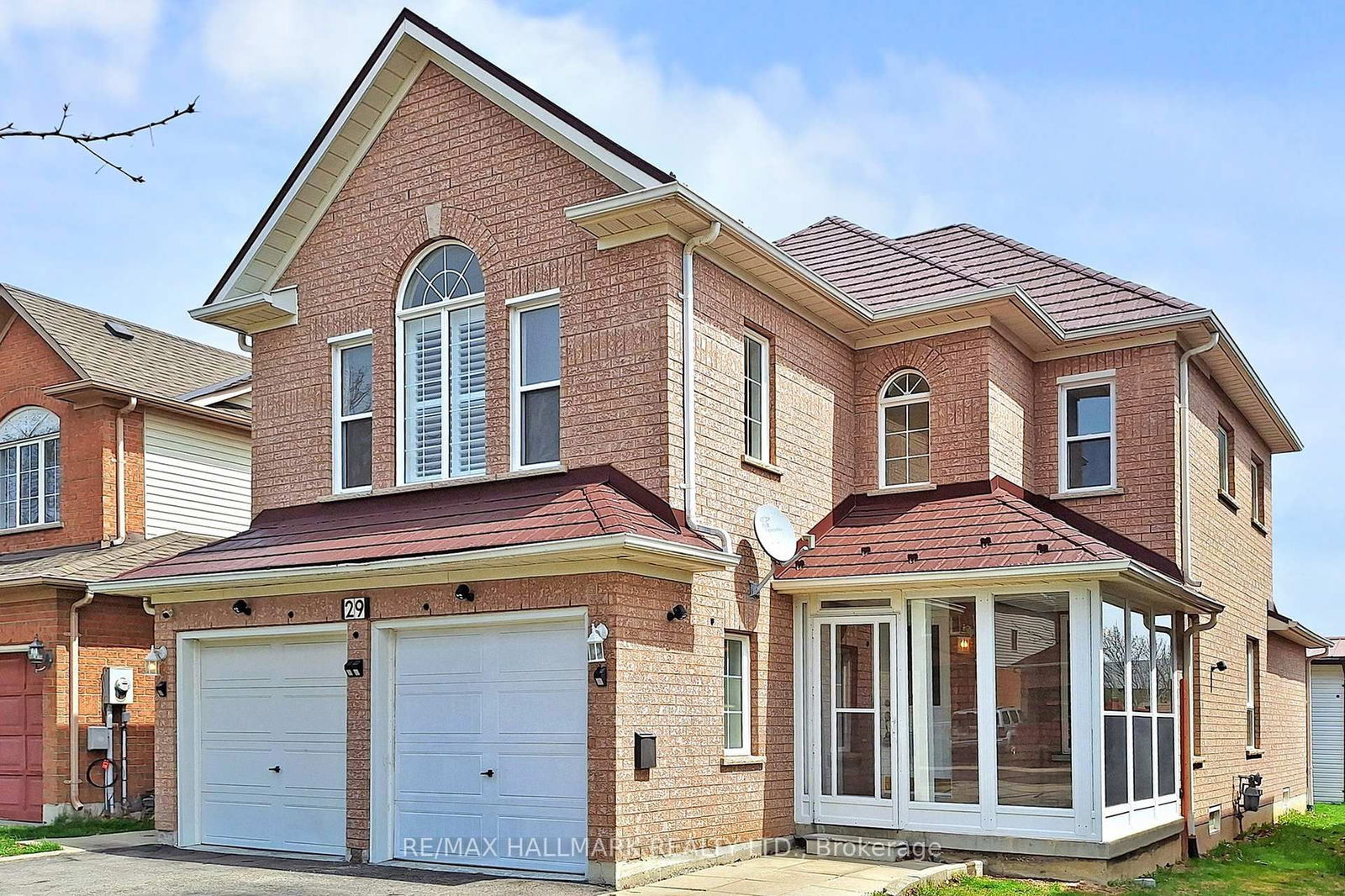 Detached House for sale at 29 Burnaby Drive, Georgina, Keswick North, L4P 3Z1 - MLS: N12125326