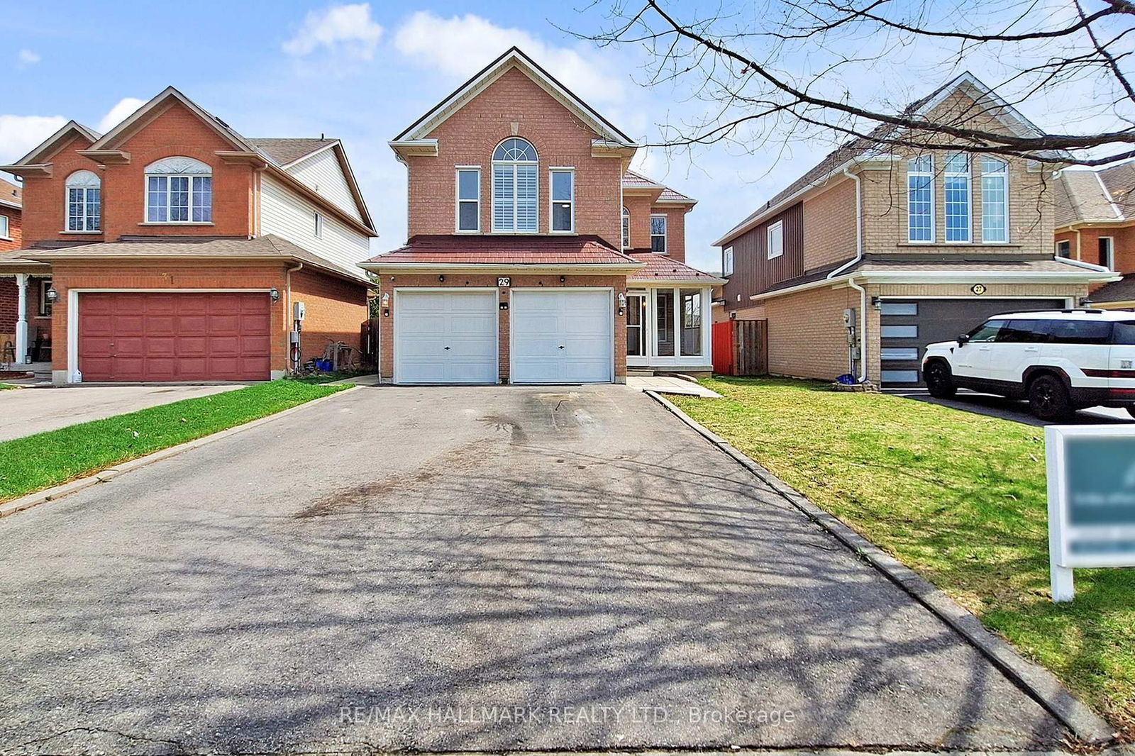 Detached House for sale at 29 Burnaby Drive, Georgina, Keswick North, L4P 3Z1 - MLS: N12125326