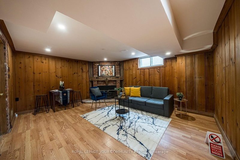 Room1