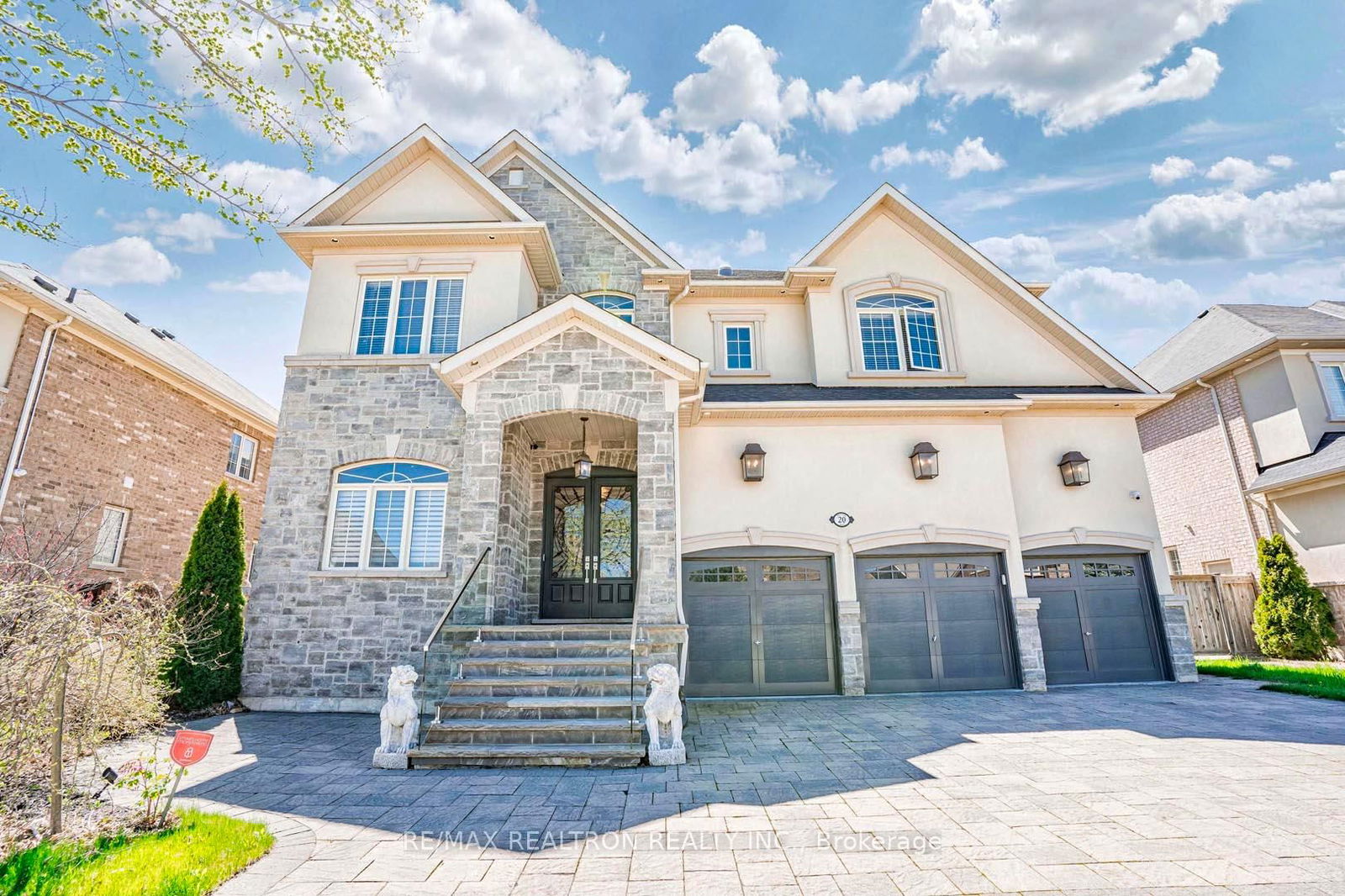 Detached House for sale at 20 Skyline Trail, King, Nobleton, L7B 0A1 - MLS: N12125965