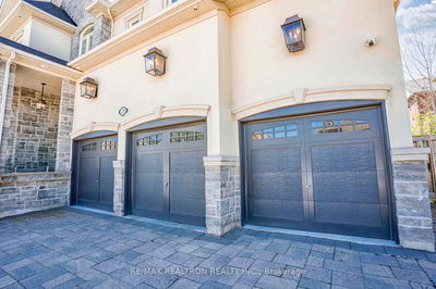 20 Skyline Tr, King - Nobleton image-0-1