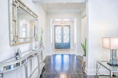 20 Skyline Tr, King - Nobleton image-0-4