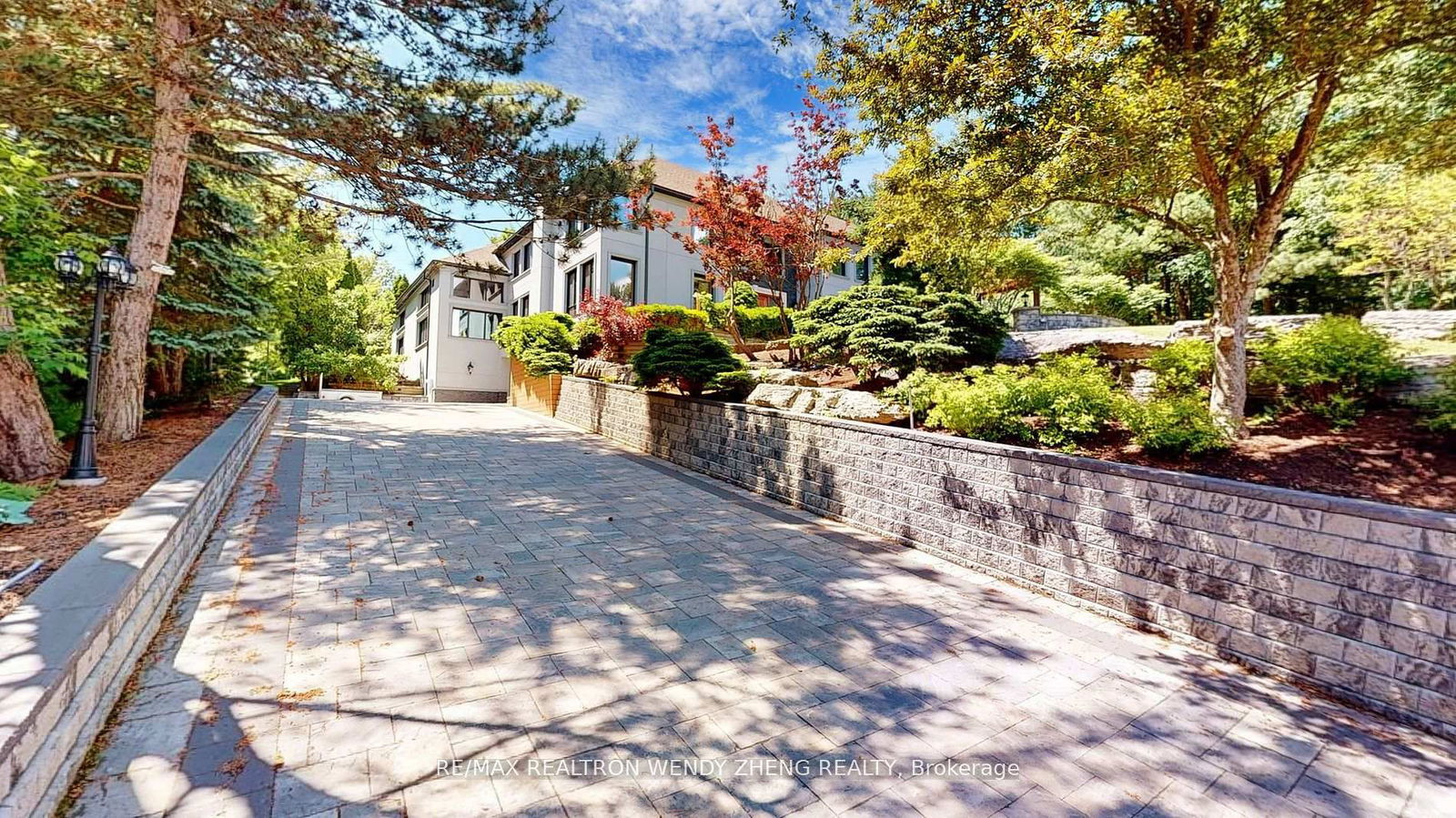 Detached House for sale at 30 Marcus Court, Vaughan, Rural Vaughan, L6A 1G2 - MLS: N12126086