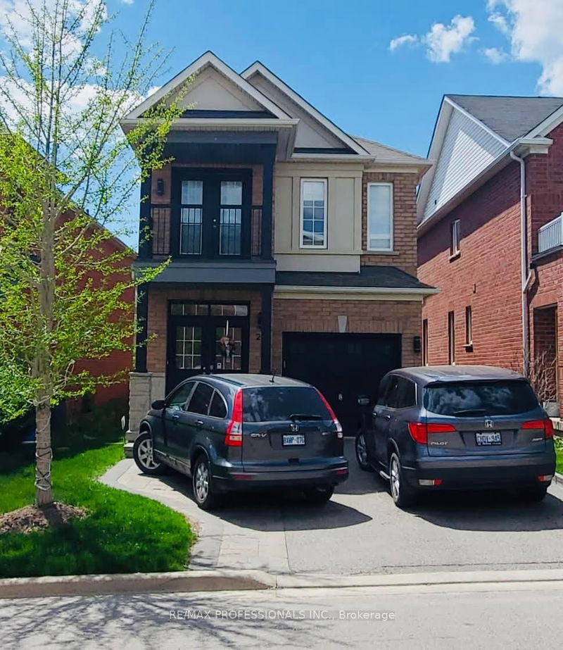 home for lease on 28 Laramie Crescent