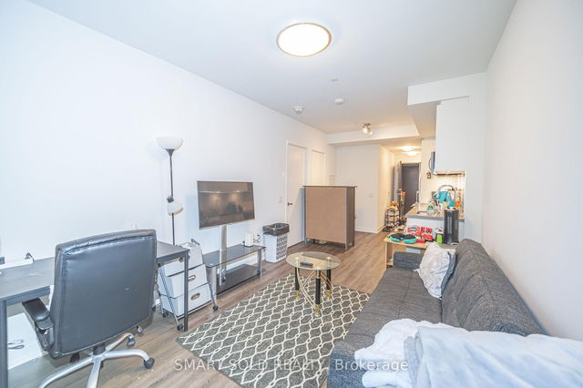 816 E - 8868 Yonge Street
