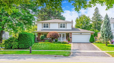 150 Bay Thorn Dr, Markham - Royal Orchard