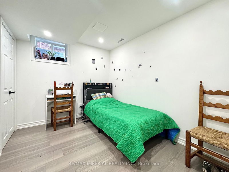 Room1