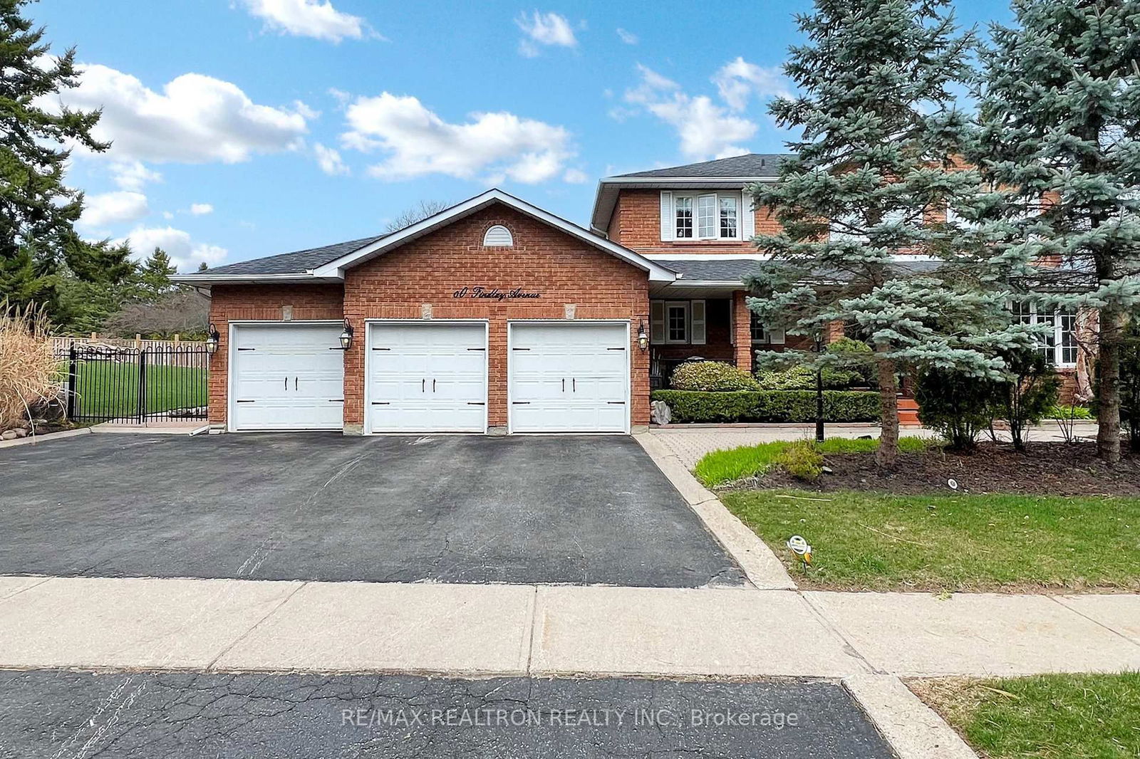 Detached House for sale at 80 Findlay Avenue, King, King City, L7B 1E1 - MLS: N12126435